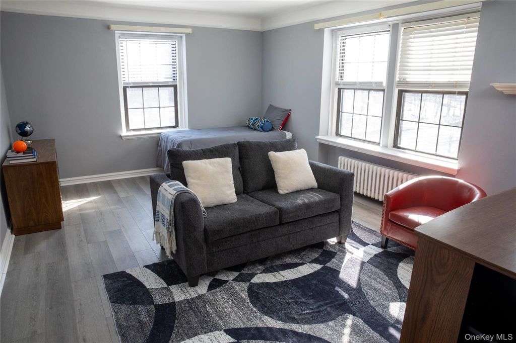 Photo of 178 Garth Road #1J, Scarsdale, NY 10583 (MLS # 960514)