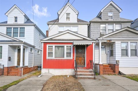 Photo of 102-03 62 Drive, Forest Hills, NY 11375 (MLS # 926983) Photo of 102-03 62 Drive, Forest Hills, NY 11375 (MLS # 926983)