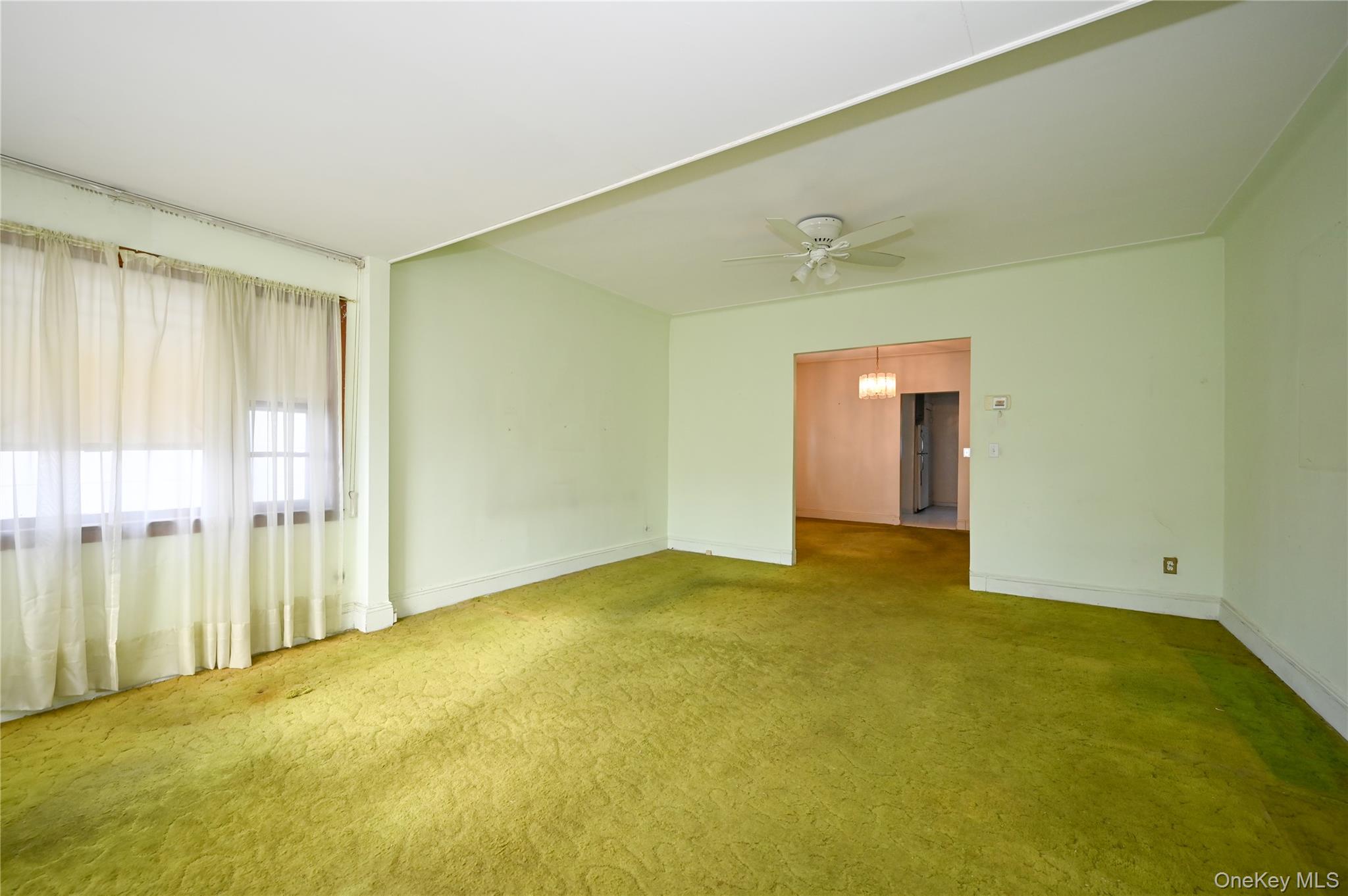 102-03 62 Drive