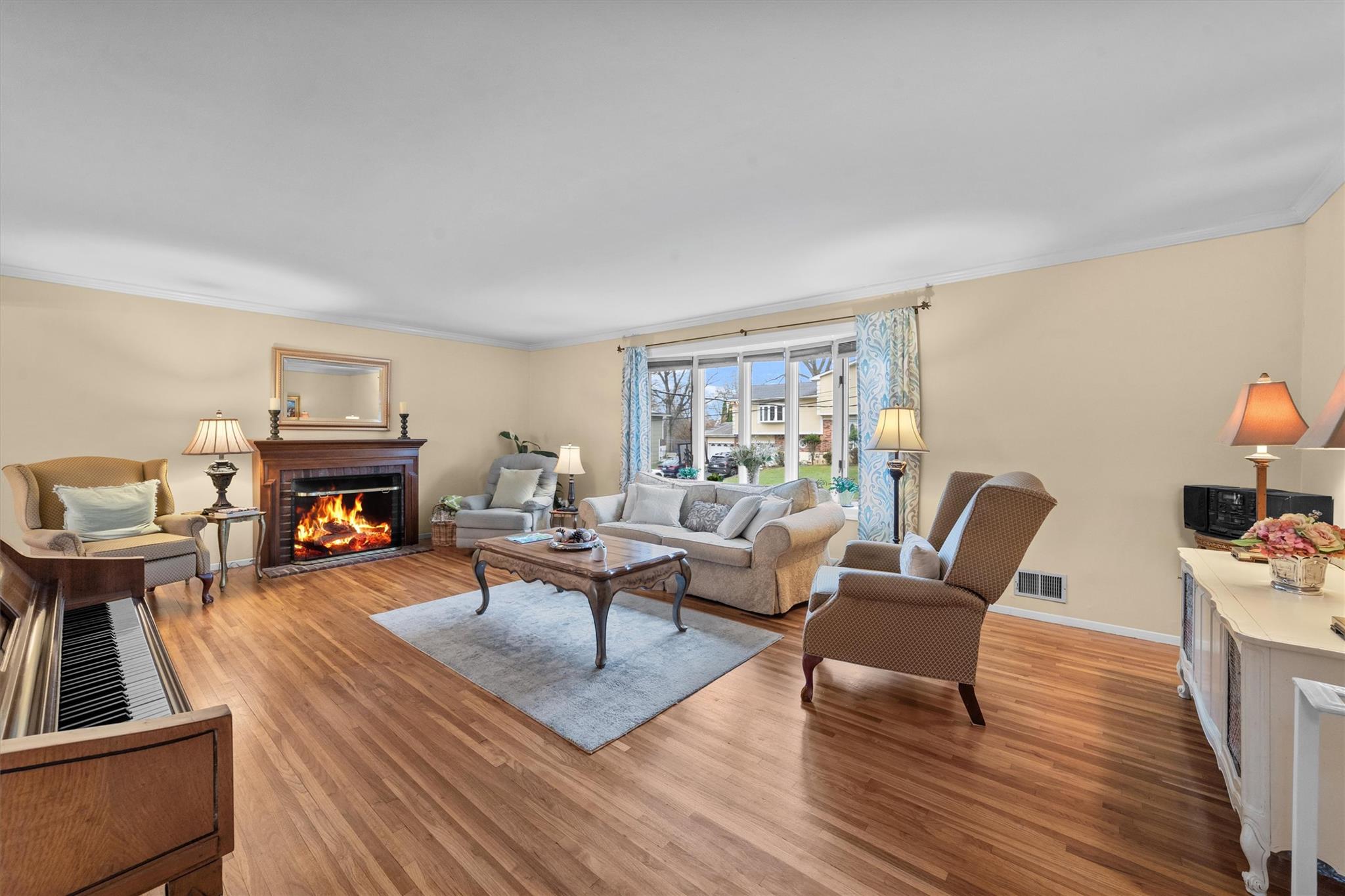 130 Parkview Road, Elmsford, Florida image 3
