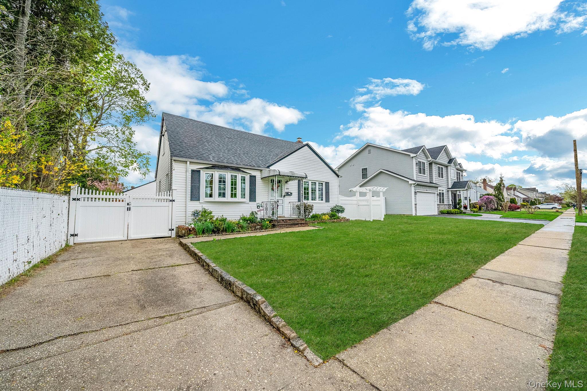 147 Ontario Avenue