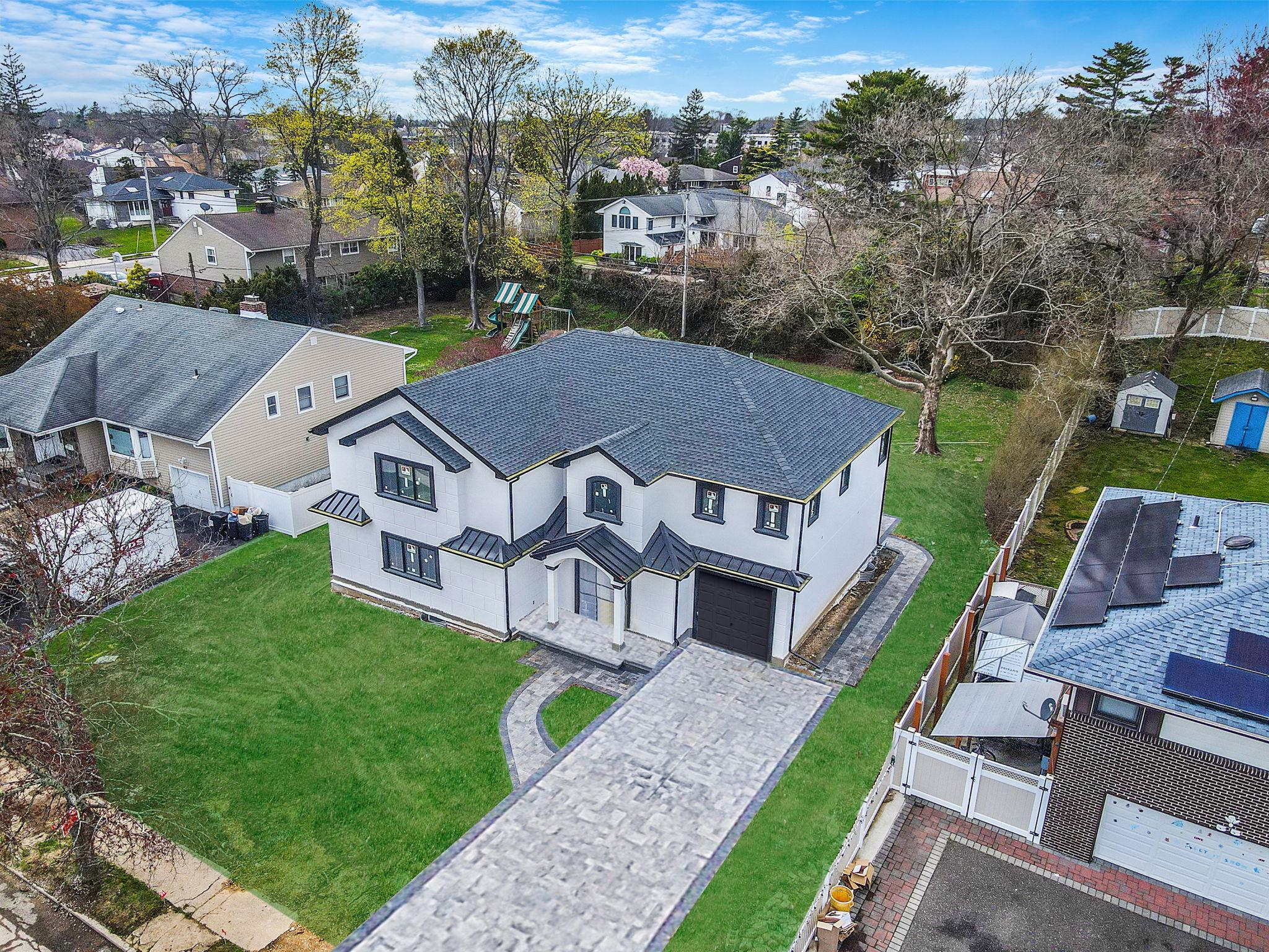 51 Maytime Drive, Jericho, New York image 7