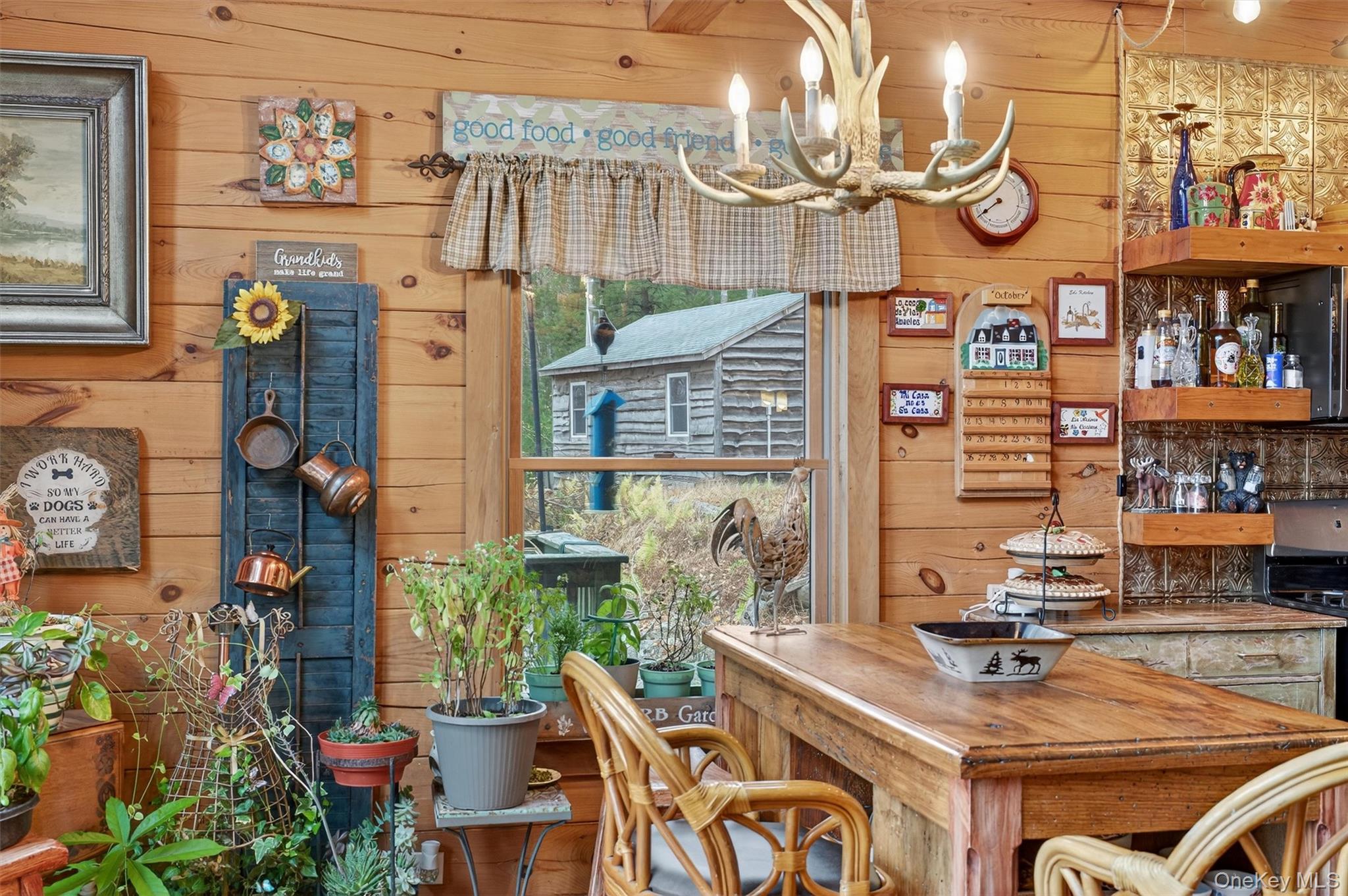 129 Hallock Road