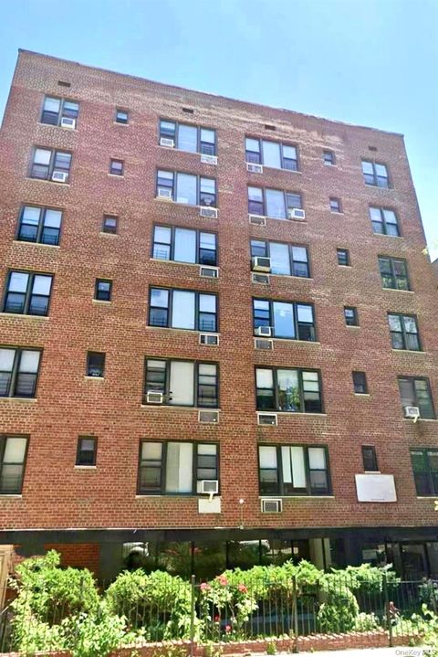 83-30 Vietor Avenue 506 Elmhurst NY 11373
