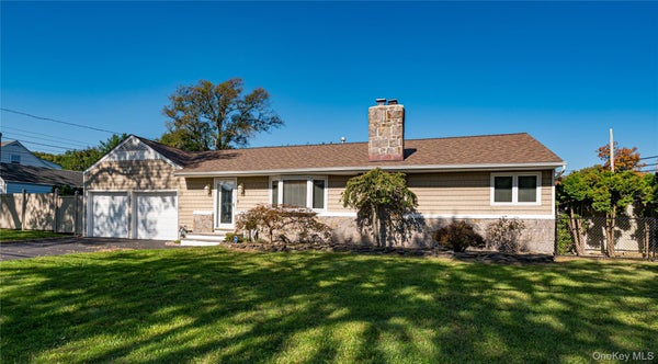 87 BAYWAY AVE, BAY SHORE, NY 11706 - Image bdc48028c0dffc9e60cc780b08eb8e10/2774252897