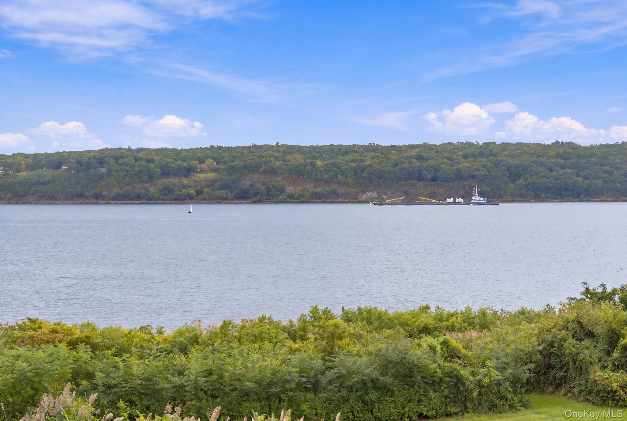 137 Riverview
