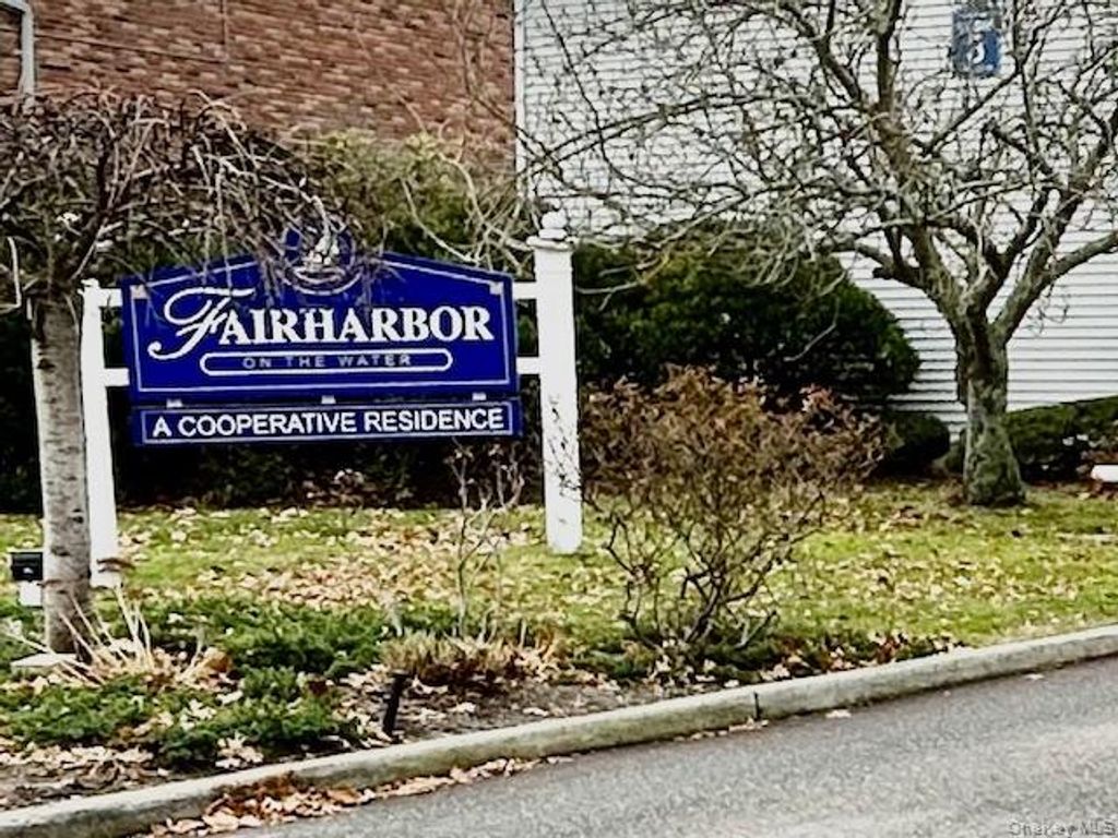 Photo of 235 FAIRHARBOR Drive #235, Patchogue, NY 11772 (MLS # 941945)