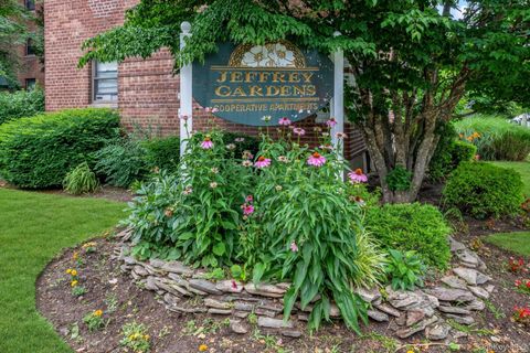 Homes For Sale - 46-40 216th Street #3A<br/> Bayside, NY 11361