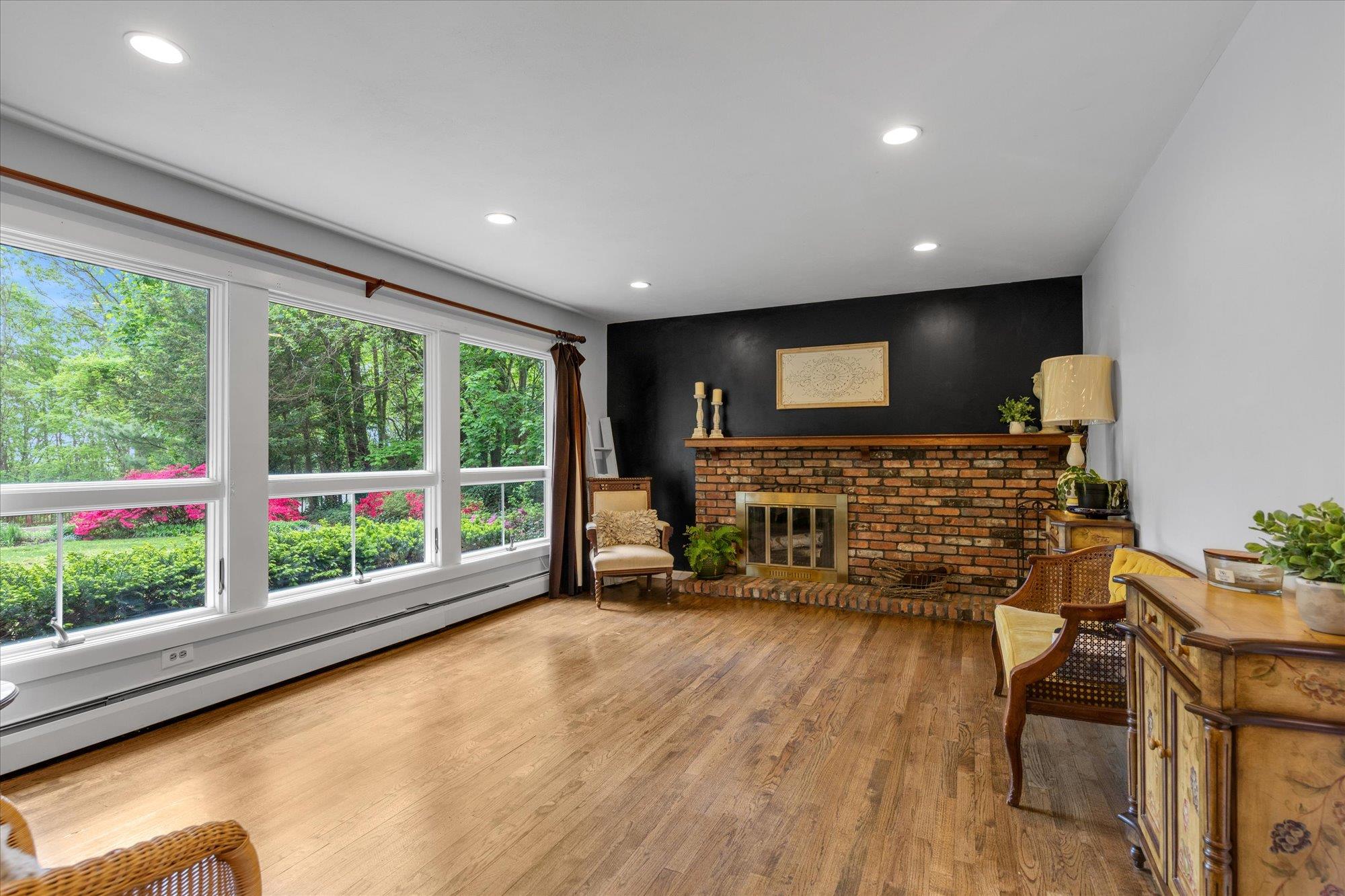 17 Bramble Lane, Melville, New York image 6