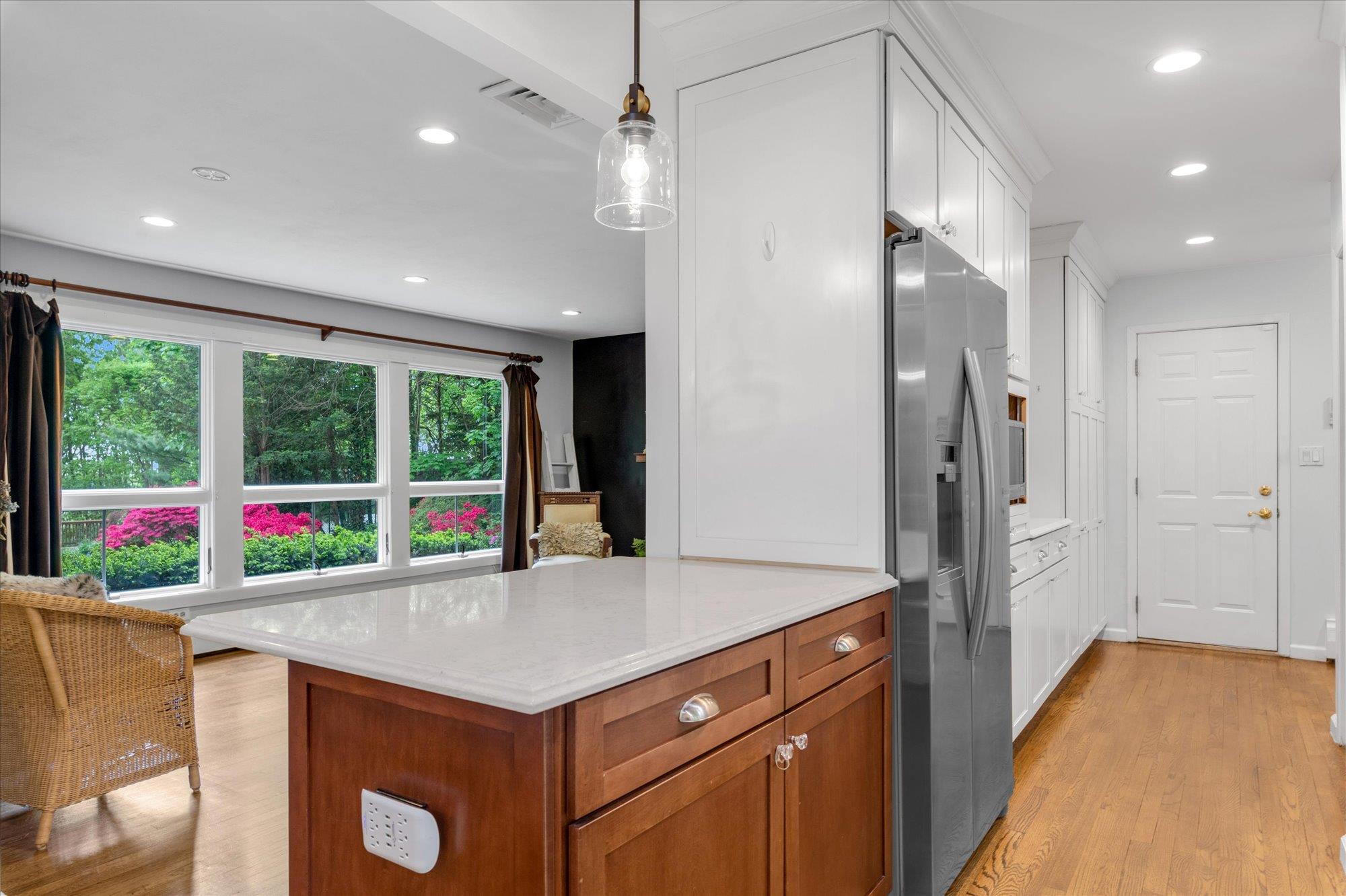 17 Bramble Lane, Melville, New York image 5