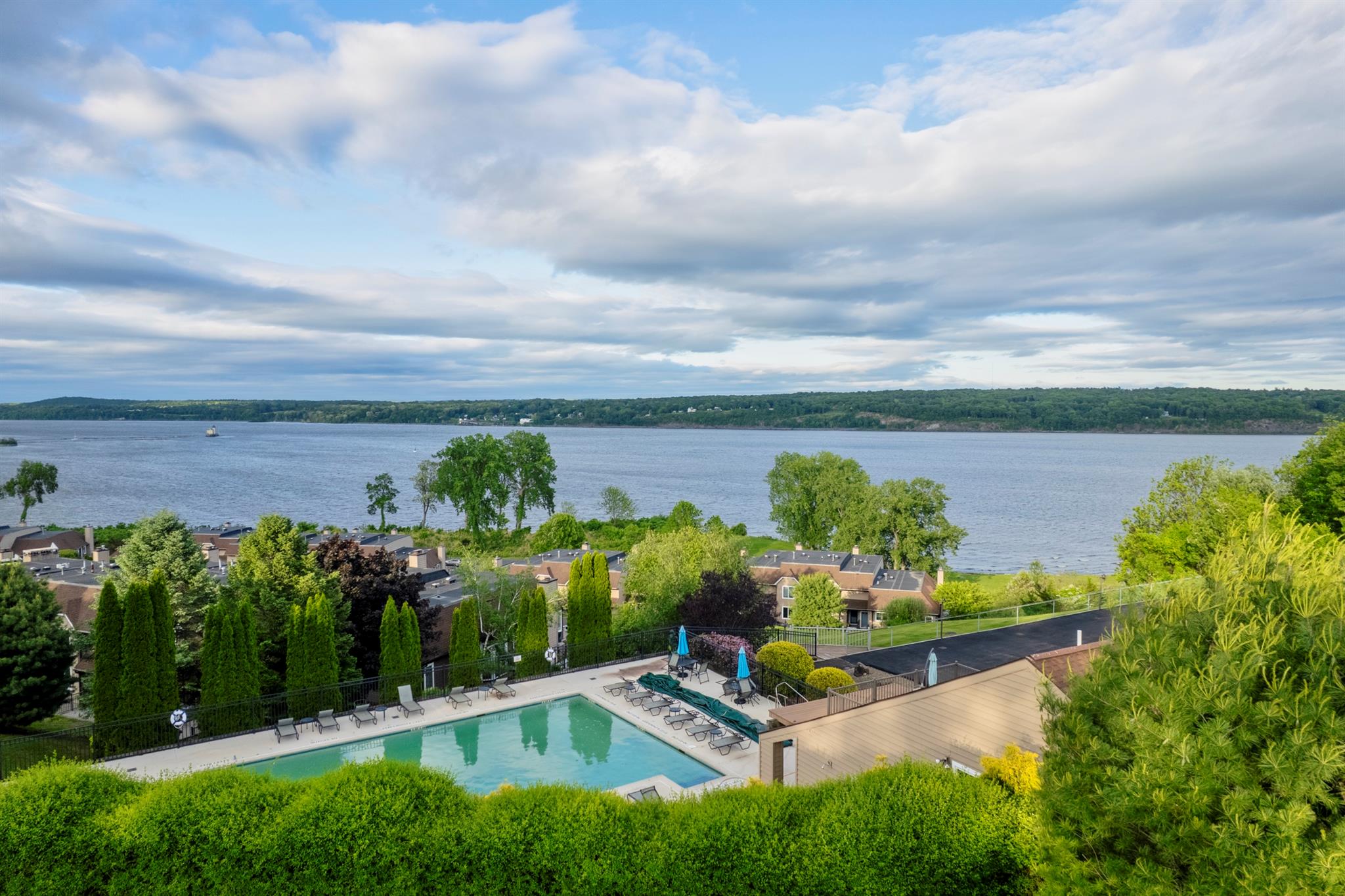 17 Riverview, Port Ewen, New York image 38