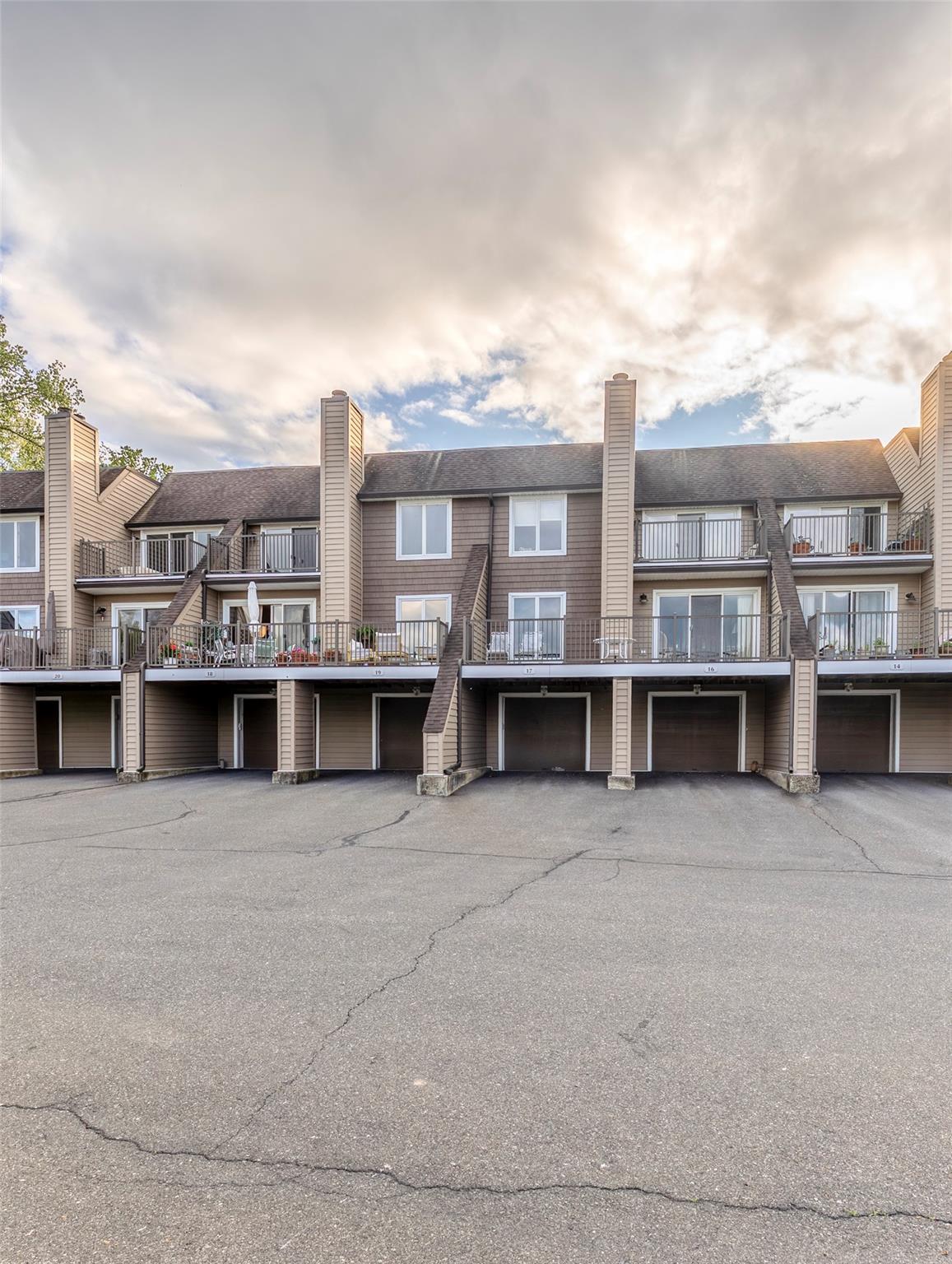 17 Riverview, Port Ewen, New York image 44