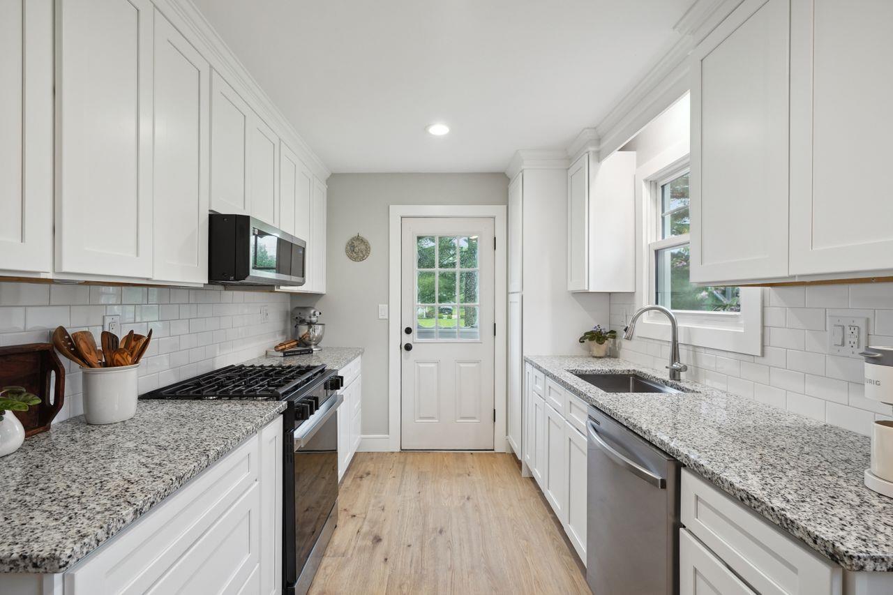 2788 Hedge Street, Yorktown Heights, New York image 5