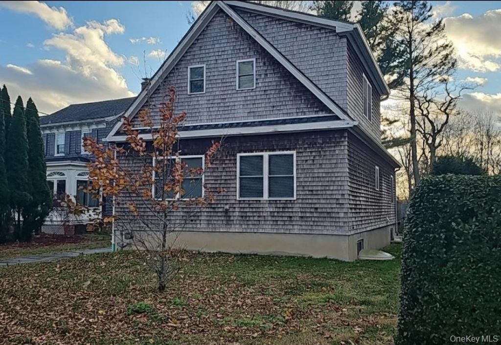 Photo of 316 Union Avenue, Mamaroneck, NY 10543 (MLS # 943840)