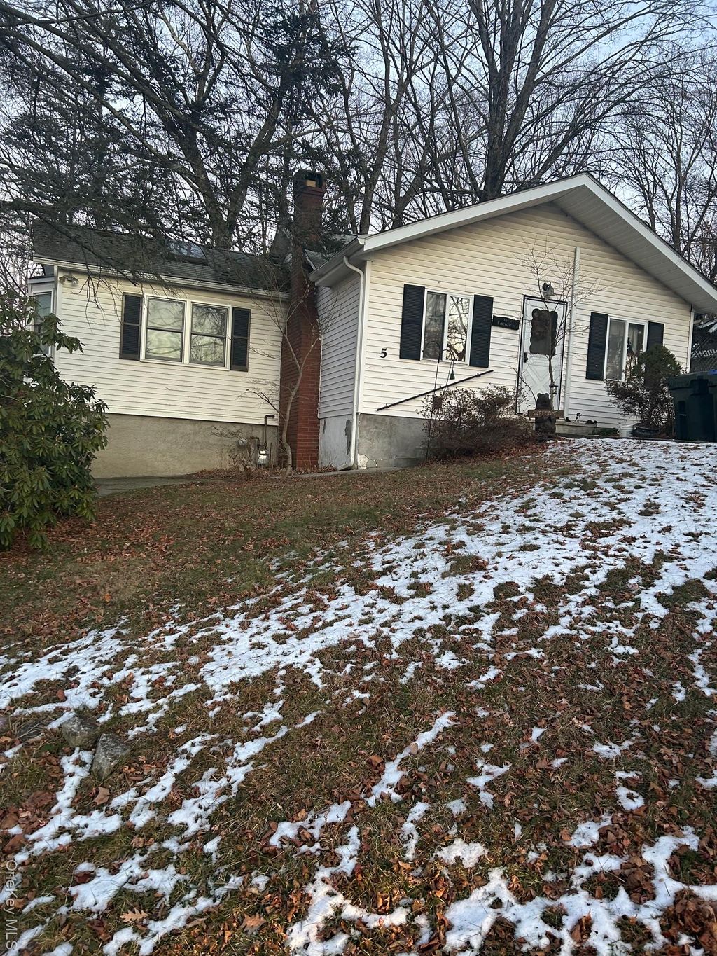 Photo of 5 Main Drive, Greenwood Lake, NY 10925 (MLS # 944712)