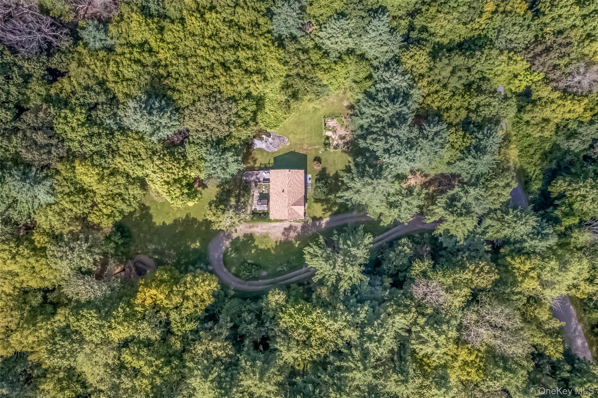 Rhinebeck, New York 12572, United States, 3 Bedrooms Bedrooms, ,2 BathroomsBathrooms,Residential,Active,220657