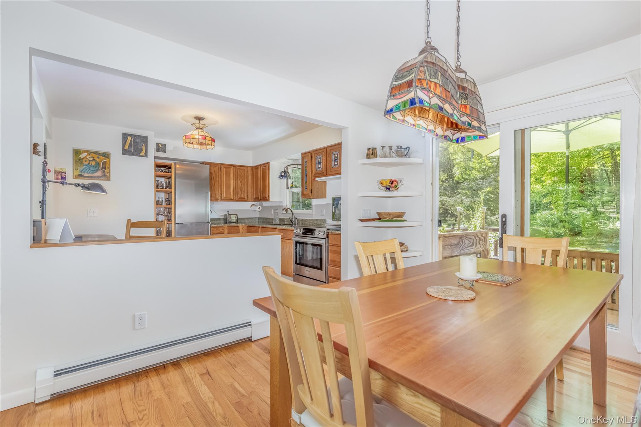 Rhinebeck, New York 12572, United States, 3 Bedrooms Bedrooms, ,2 BathroomsBathrooms,Residential,Active,220657