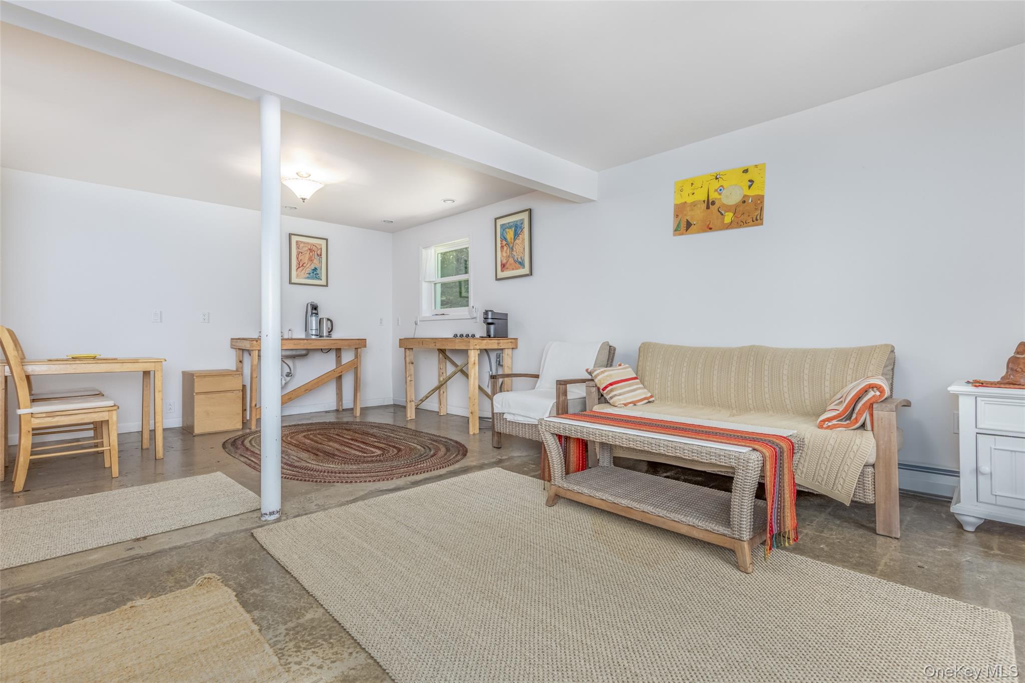 Rhinebeck, New York 12572, United States, 3 Bedrooms Bedrooms, ,2 BathroomsBathrooms,Residential,Active,220657