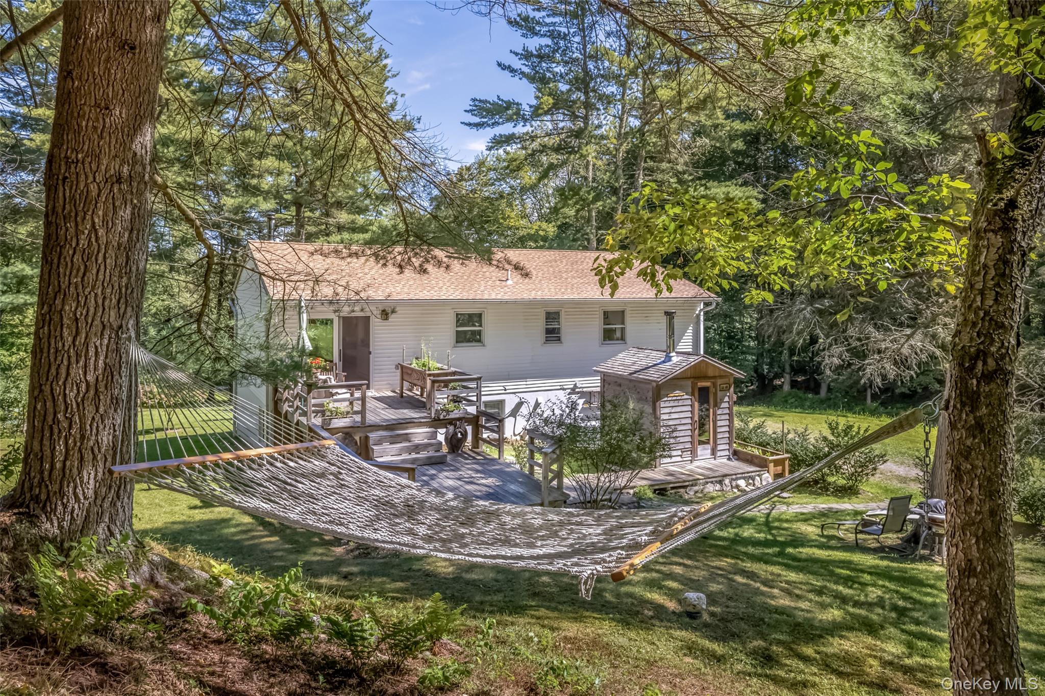 Rhinebeck, New York 12572, United States, 3 Bedrooms Bedrooms, ,2 BathroomsBathrooms,Residential,Active,220657