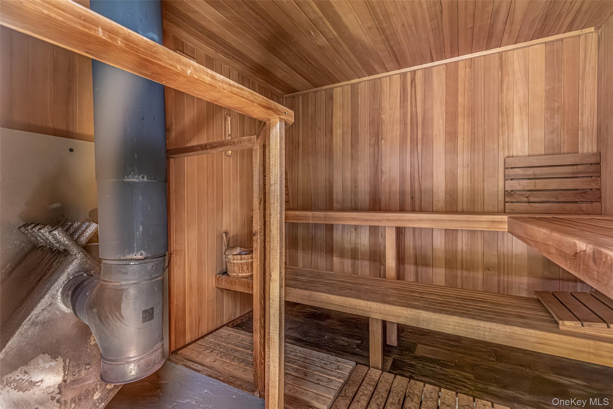 Rhinebeck, New York 12572, United States, 3 Bedrooms Bedrooms, ,2 BathroomsBathrooms,Residential,Active,220657