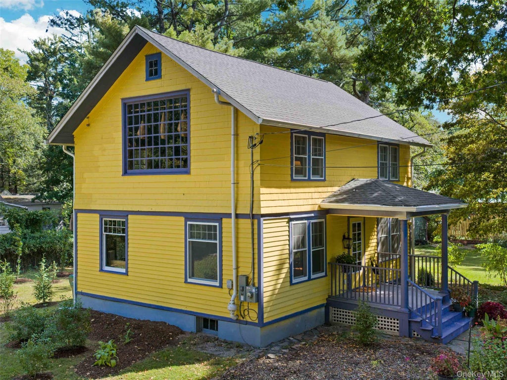 Photo of 35 Orchard Lane, Woodstock, NY 12498 (MLS # 1053034)