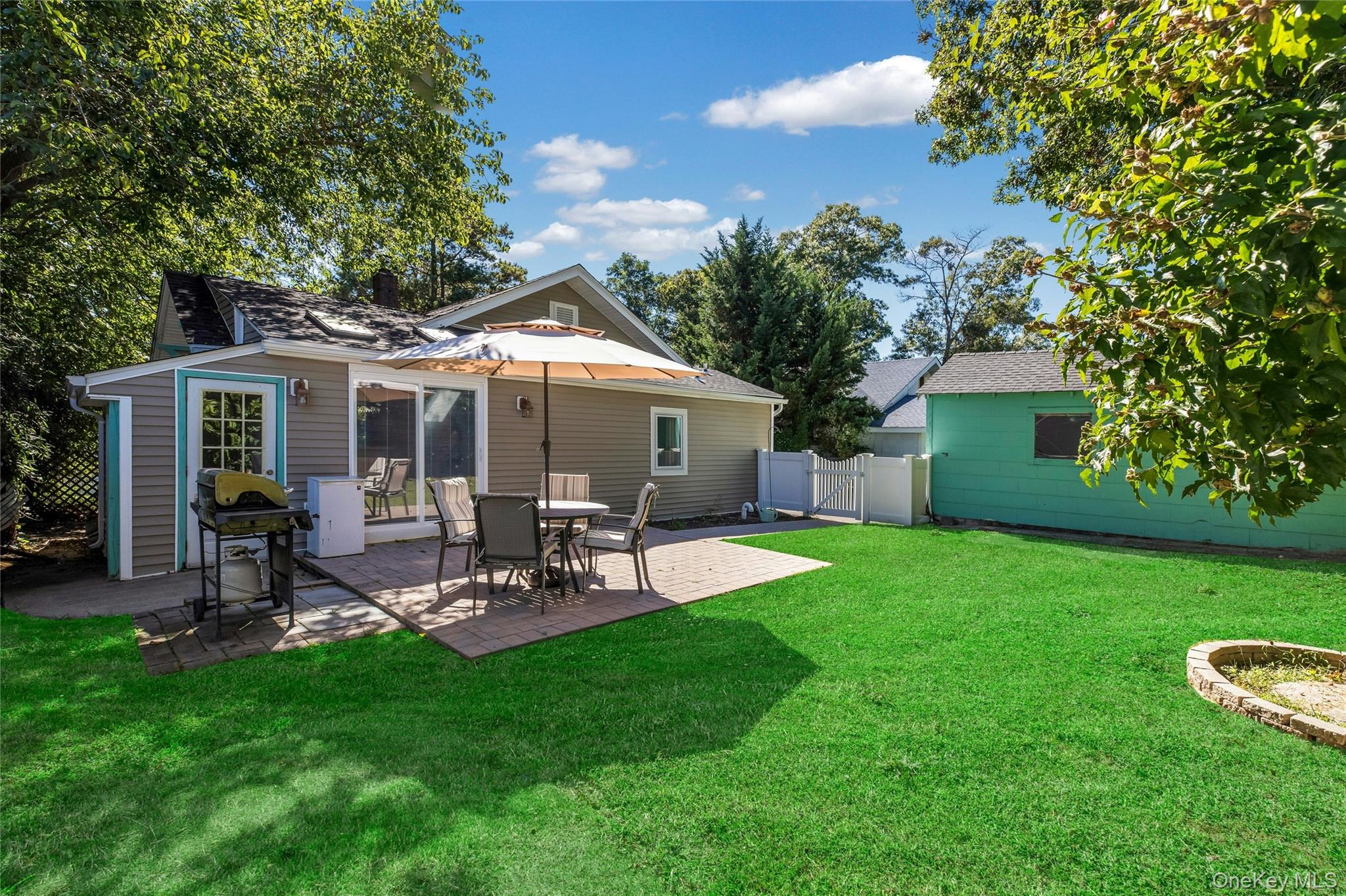 Picture for the property 1051890, 3 beds, 2 baths