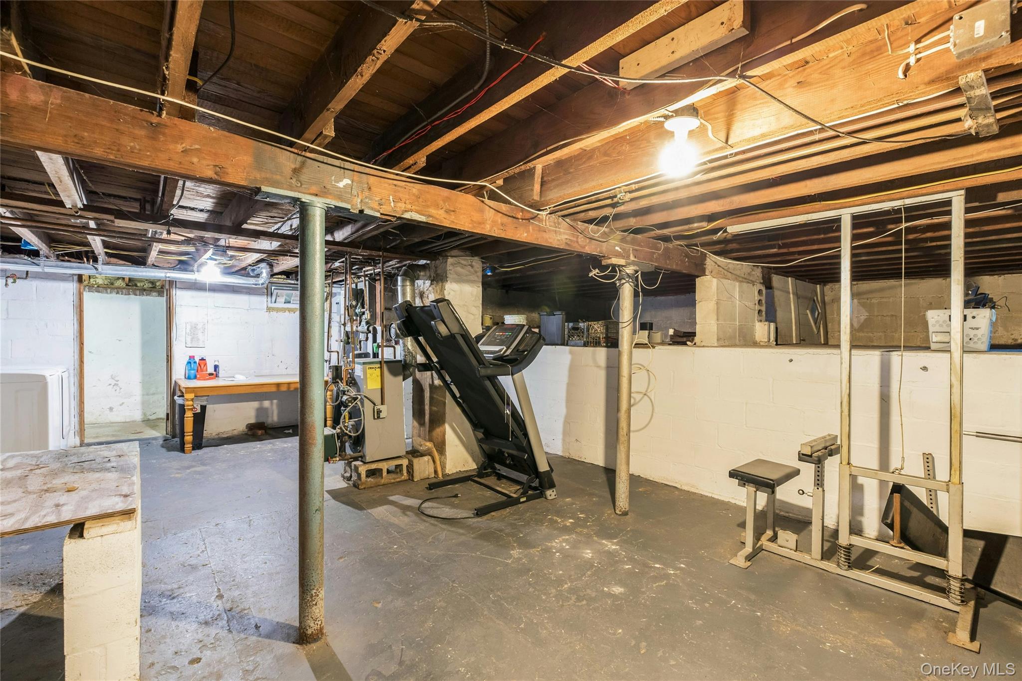 Picture for the property 1051890, 3 beds, 2 baths
