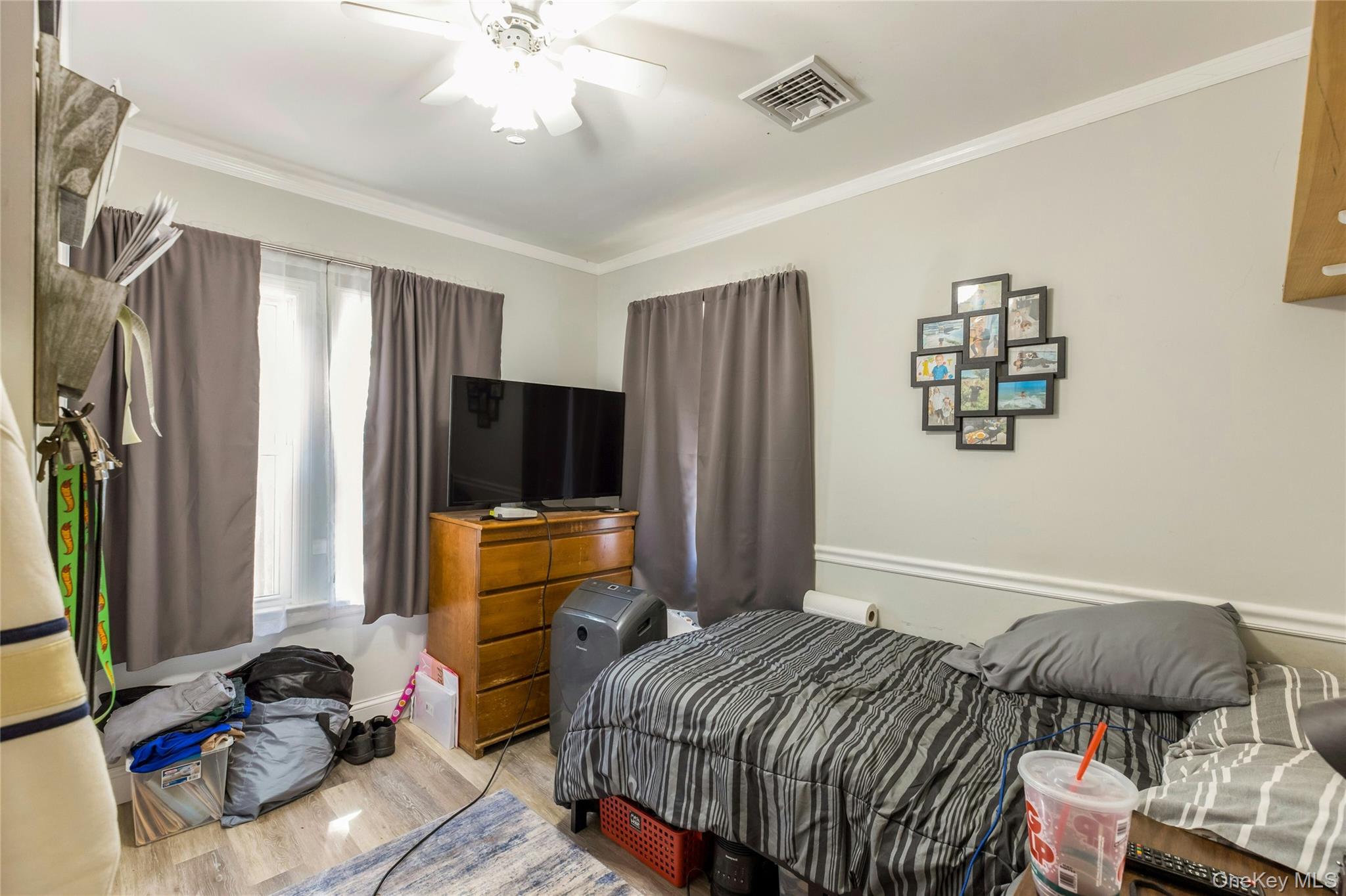Picture for the property 1051890, 3 beds, 2 baths