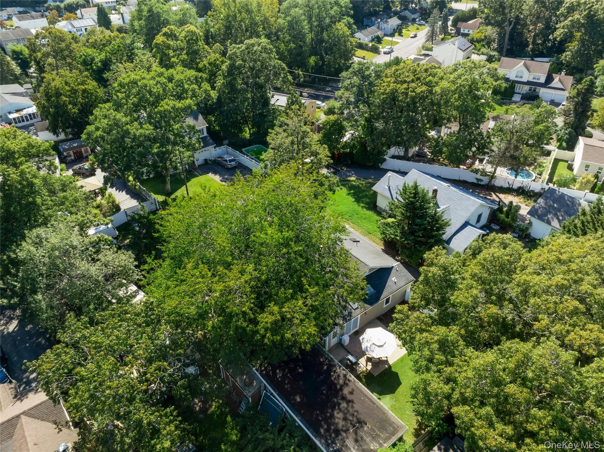 Picture for the property 1051890, 3 beds, 2 baths
