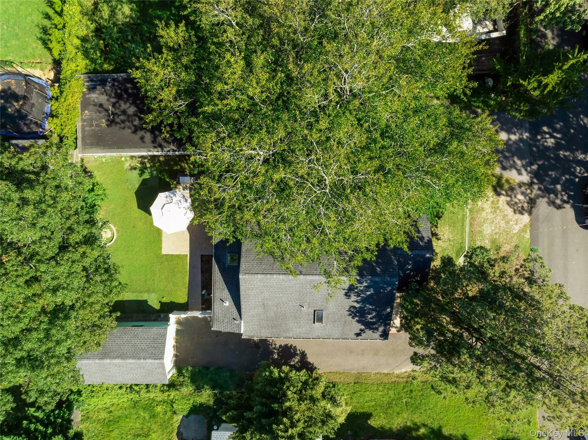 Picture for the property 1051890, 3 beds, 2 baths