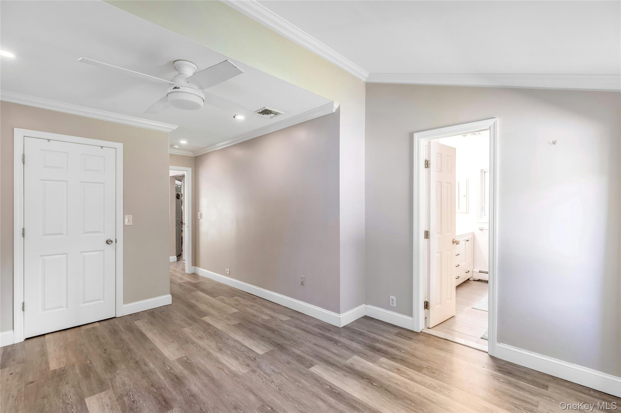 Picture for the property 1051890, 3 beds, 2 baths