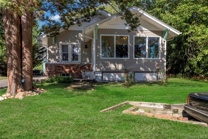 3 School Street Lake Ronkonkoma NY 11779
