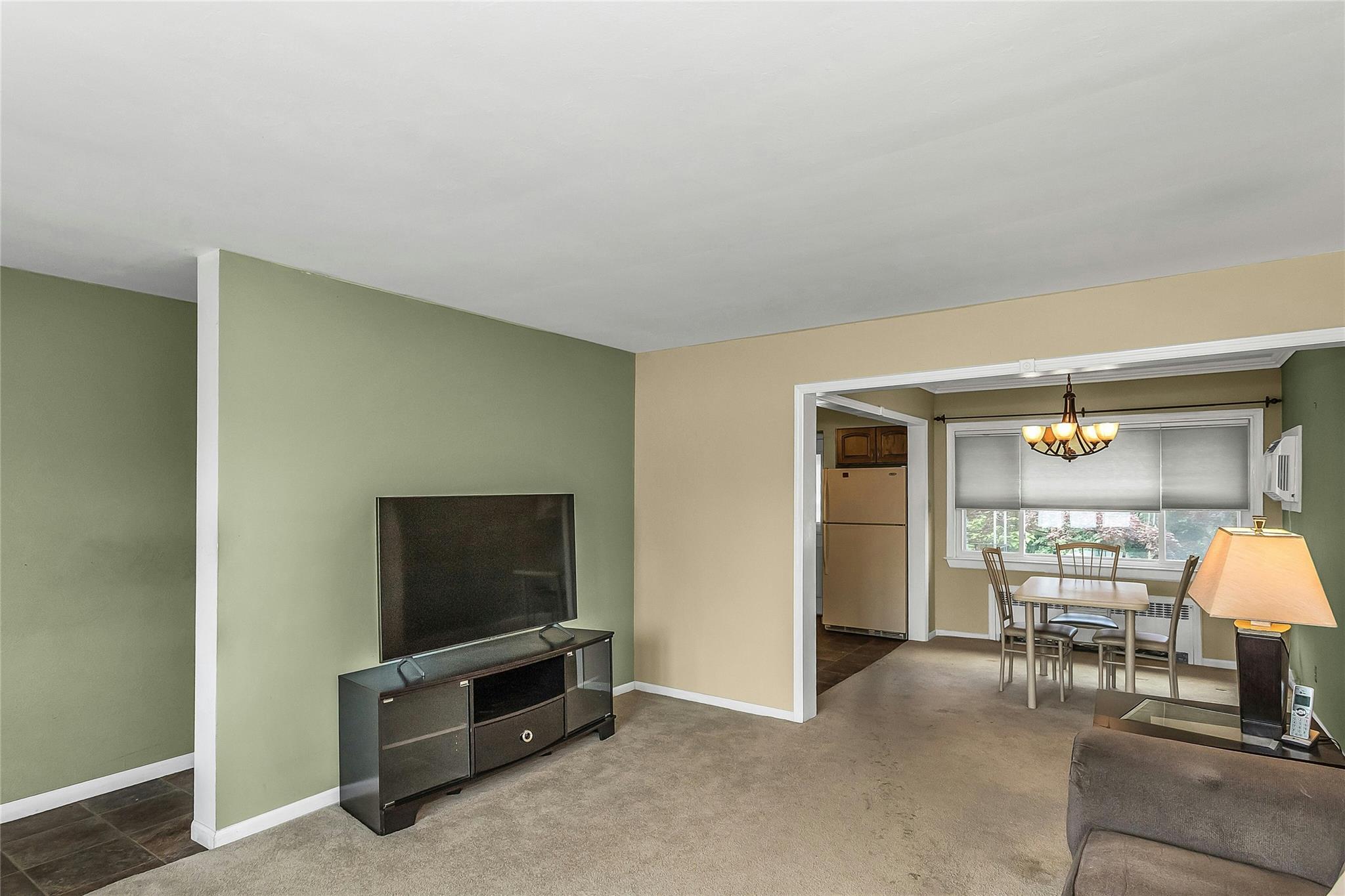 72 Guenther Avenue, Valley Stream, New York image 5