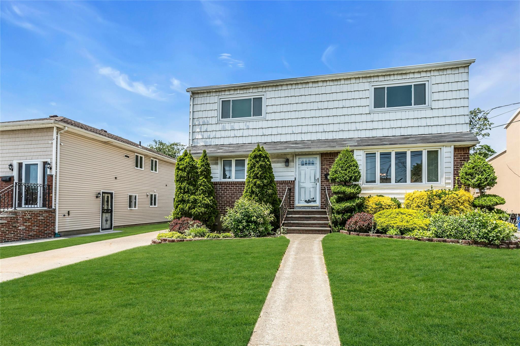 72 Guenther Avenue, Valley Stream, New York image 1