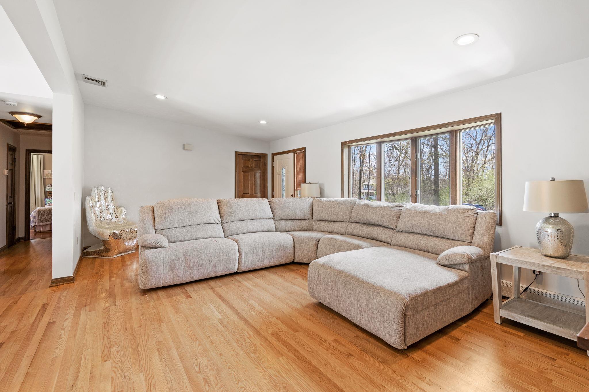 13 Angelo Drive, Pine Bush, New York image 4