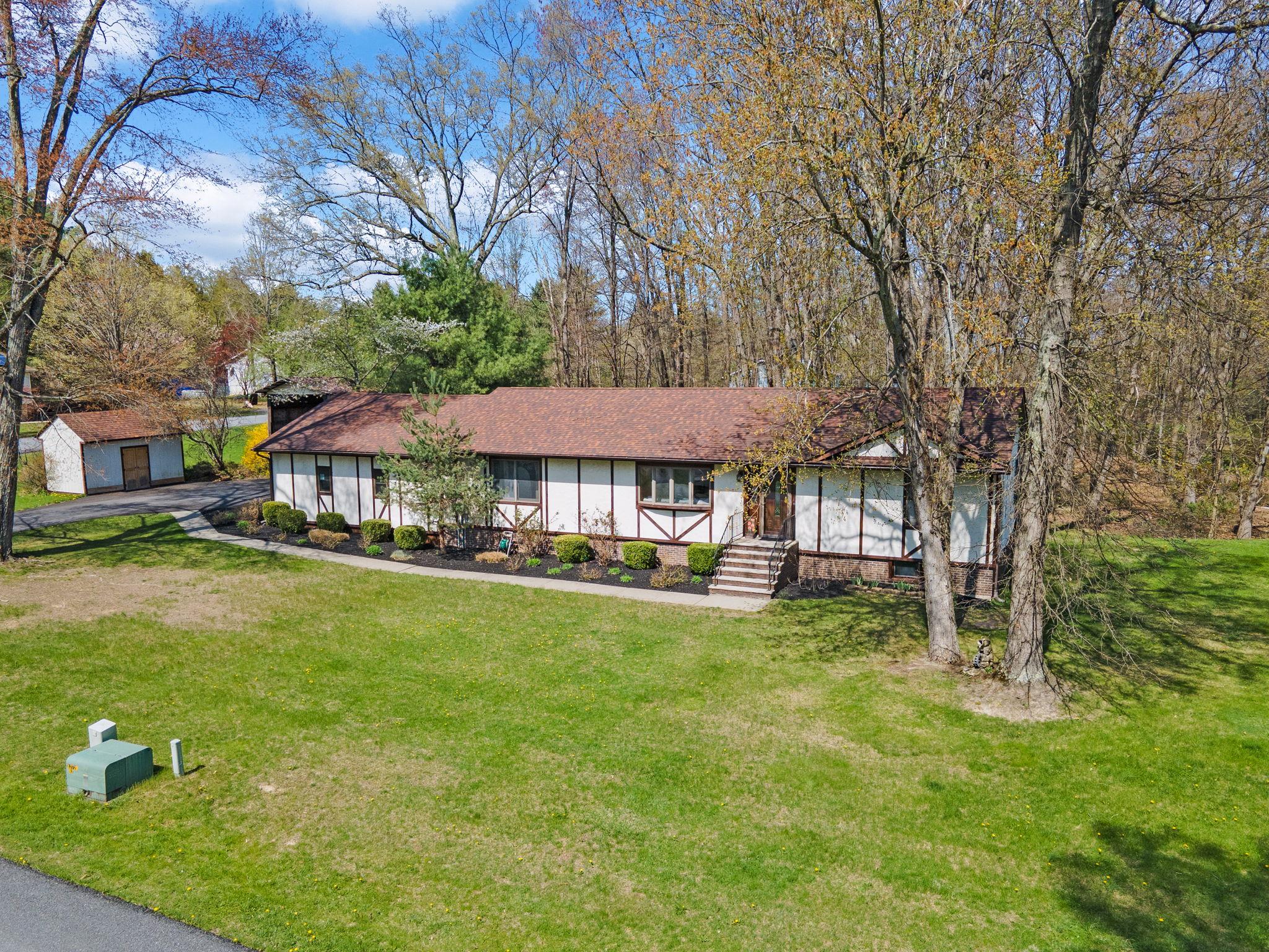 13 Angelo Drive, Pine Bush, New York image 2
