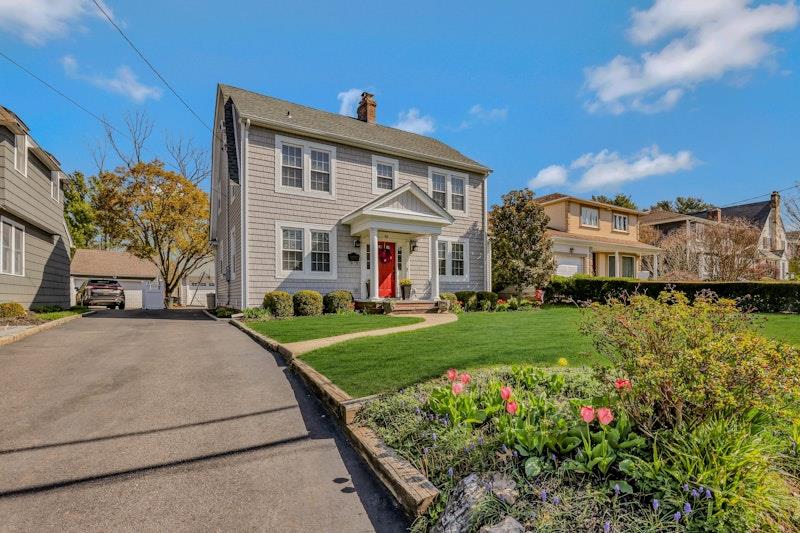 40 Calvin Avenue
