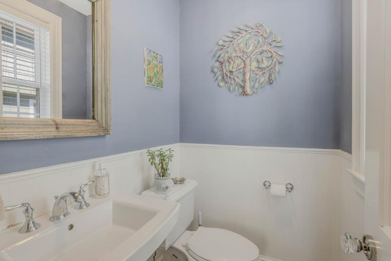 40 Calvin Avenue, Syosset, New York image 15