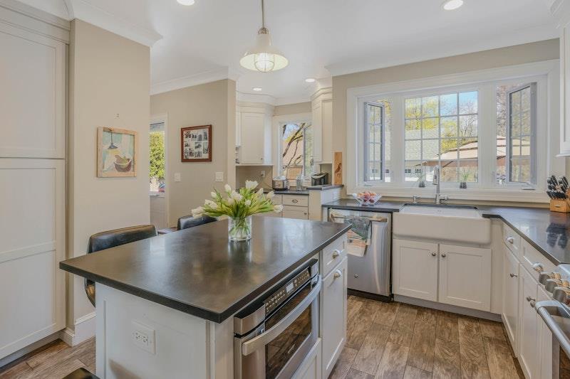 40 Calvin Avenue, Syosset, New York image 12