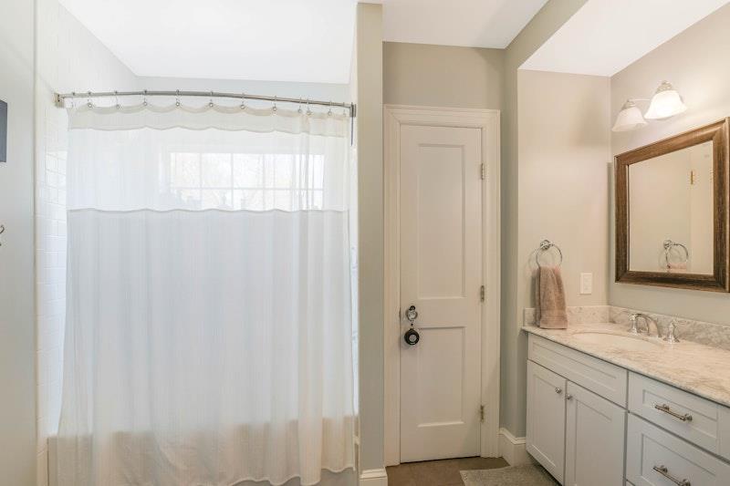 40 Calvin Avenue, Syosset, New York image 19