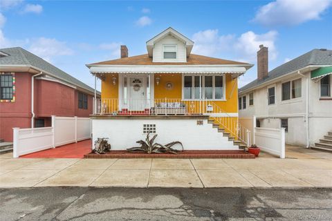 Homes For Sale - 140 Roosevelt Boulevard<br/> Long Beach, NY 11561