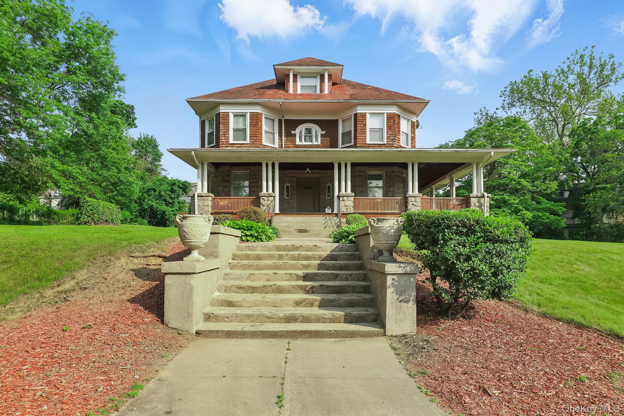 43 Broadview Avenue