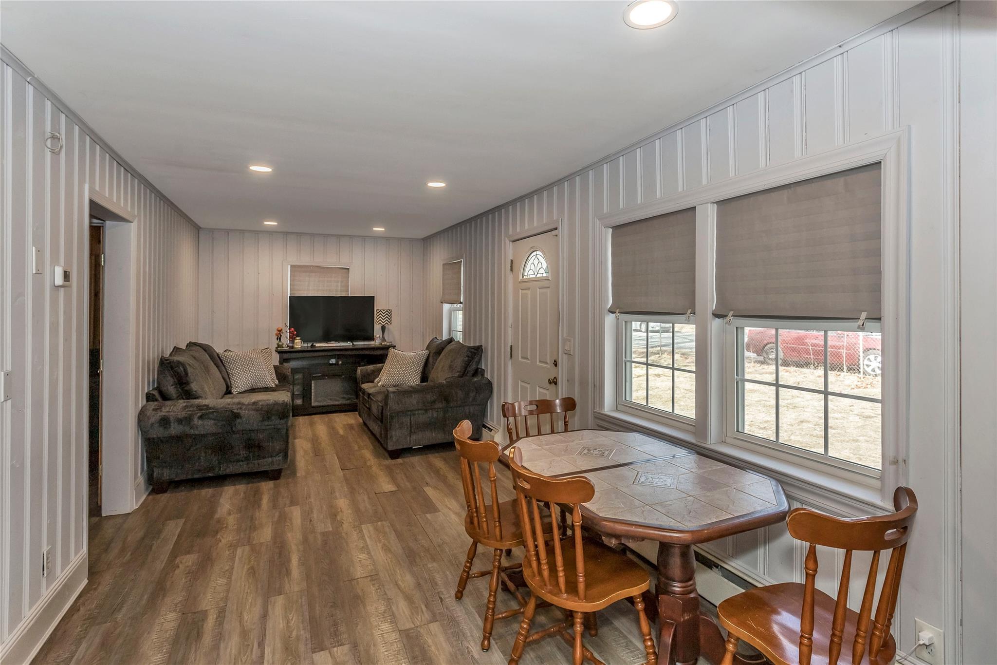 22 Arlington Terrace, Lake Grove, New York image 3