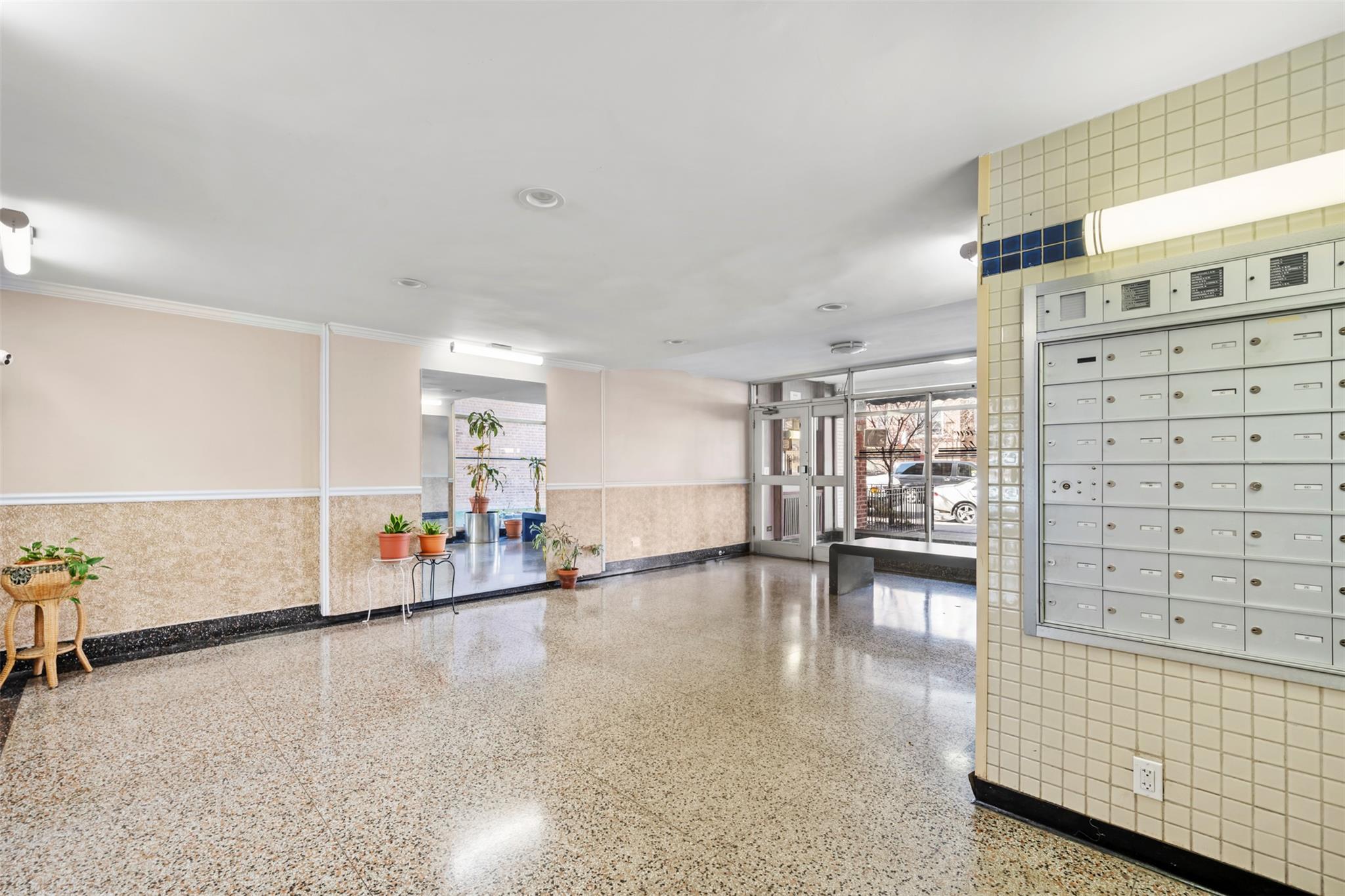 33-47 91st. Street #3H, Jackson Heights, New York image 4