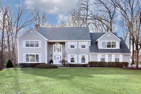 Homes For Sale - 10 Dogwood Lane<br/> West Nyack, NY 10994