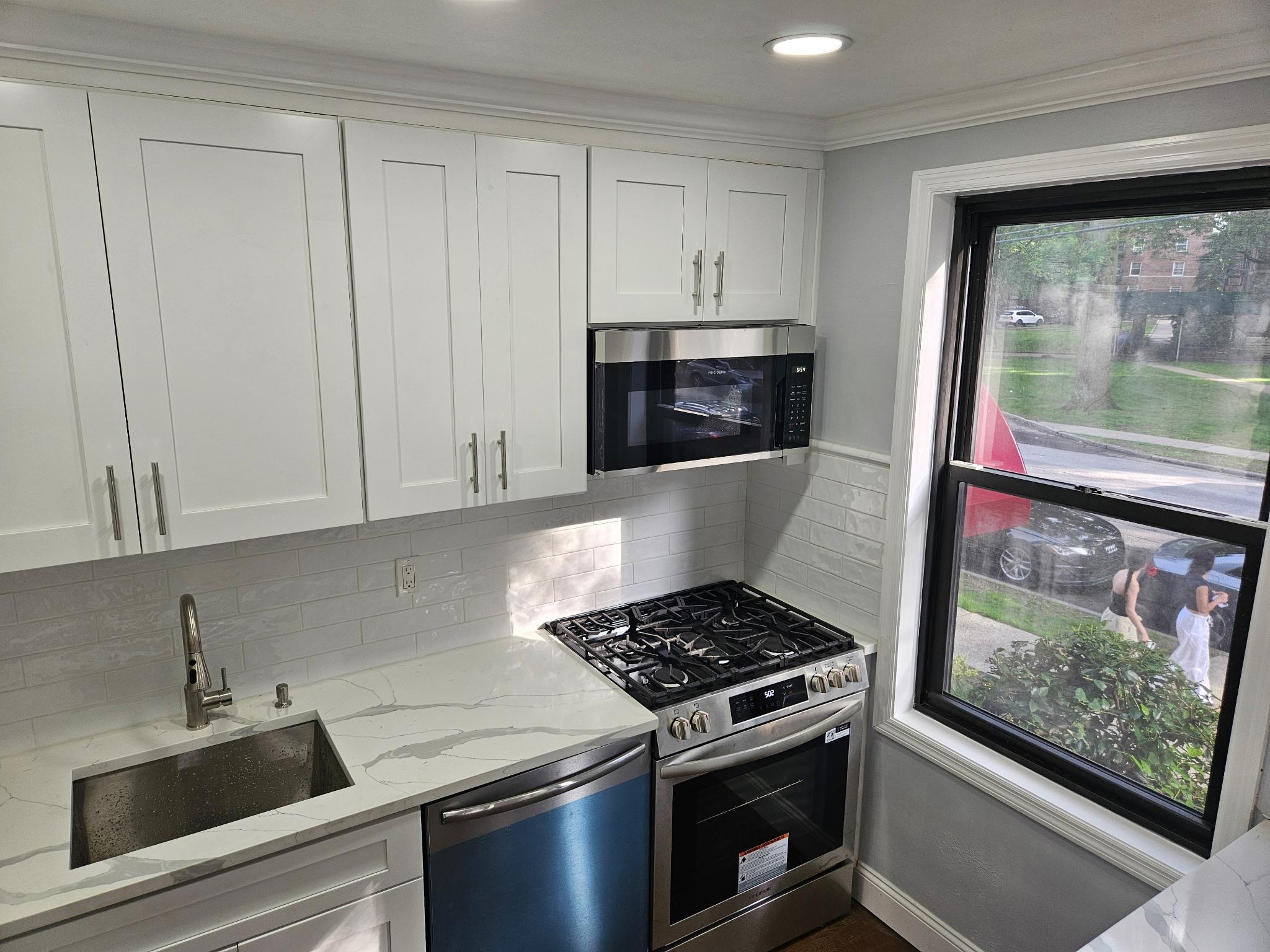 208 Richbell Road C4