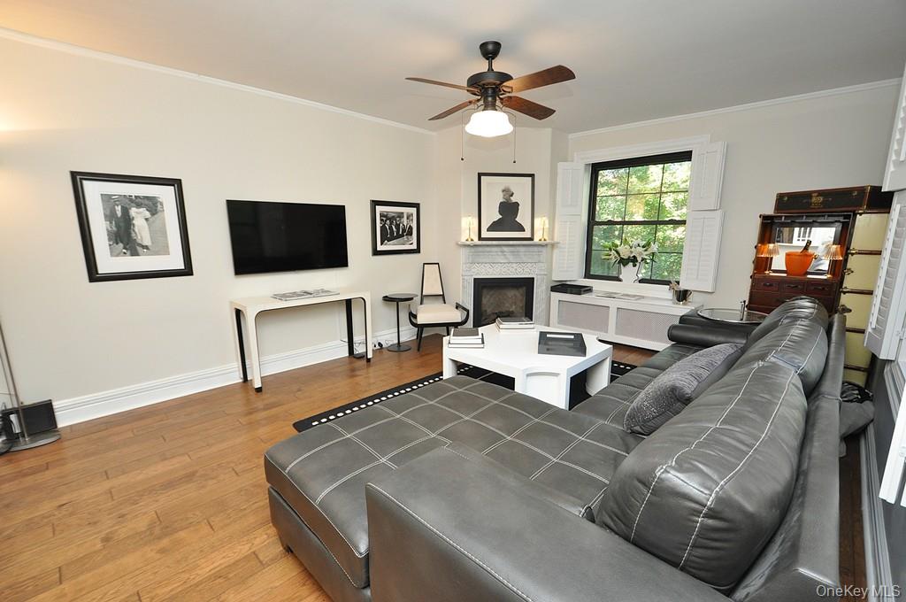 Scarsdale, New York 10583, United States, 1 Bedroom Bedrooms, ,1 BathroomBathrooms,Residential,Active,226656