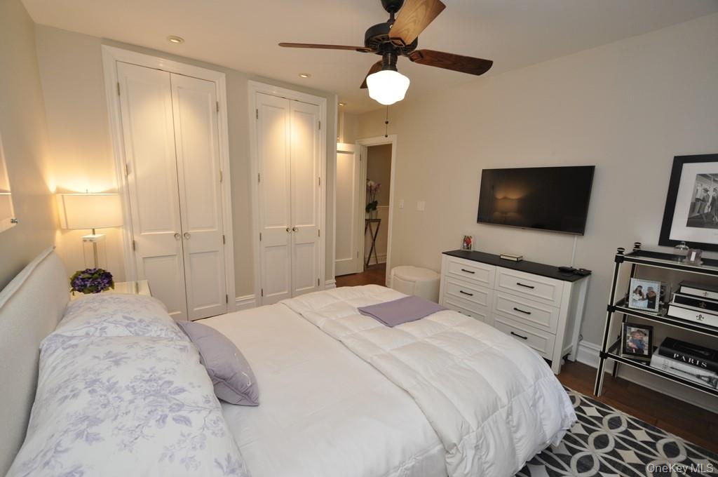 Scarsdale, New York 10583, United States, 1 Bedroom Bedrooms, ,1 BathroomBathrooms,Residential,Active,226656