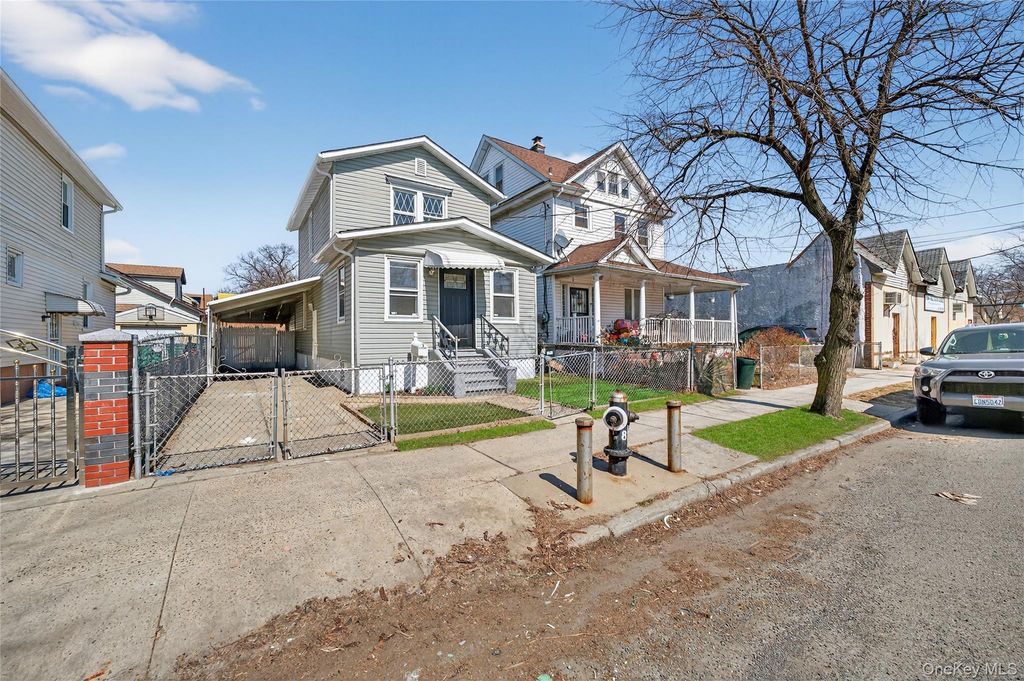 Photo of 172-09 140th Avenue, Jamaica, NY 11434 (MLS # 975637)