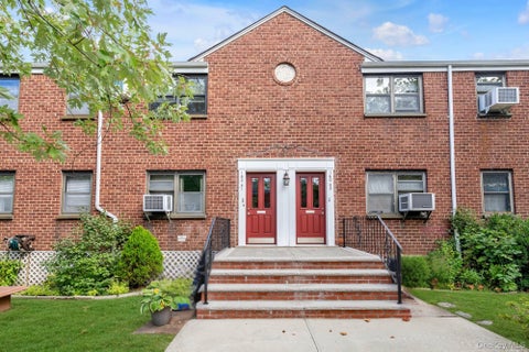 Homes For Sale - 16051 17th Avenue Ave #LOWER<br/> Queens County, Whitestone, NY 11357